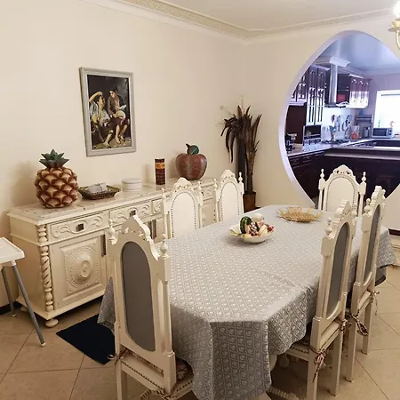 Caroca House Vakantiehuis *